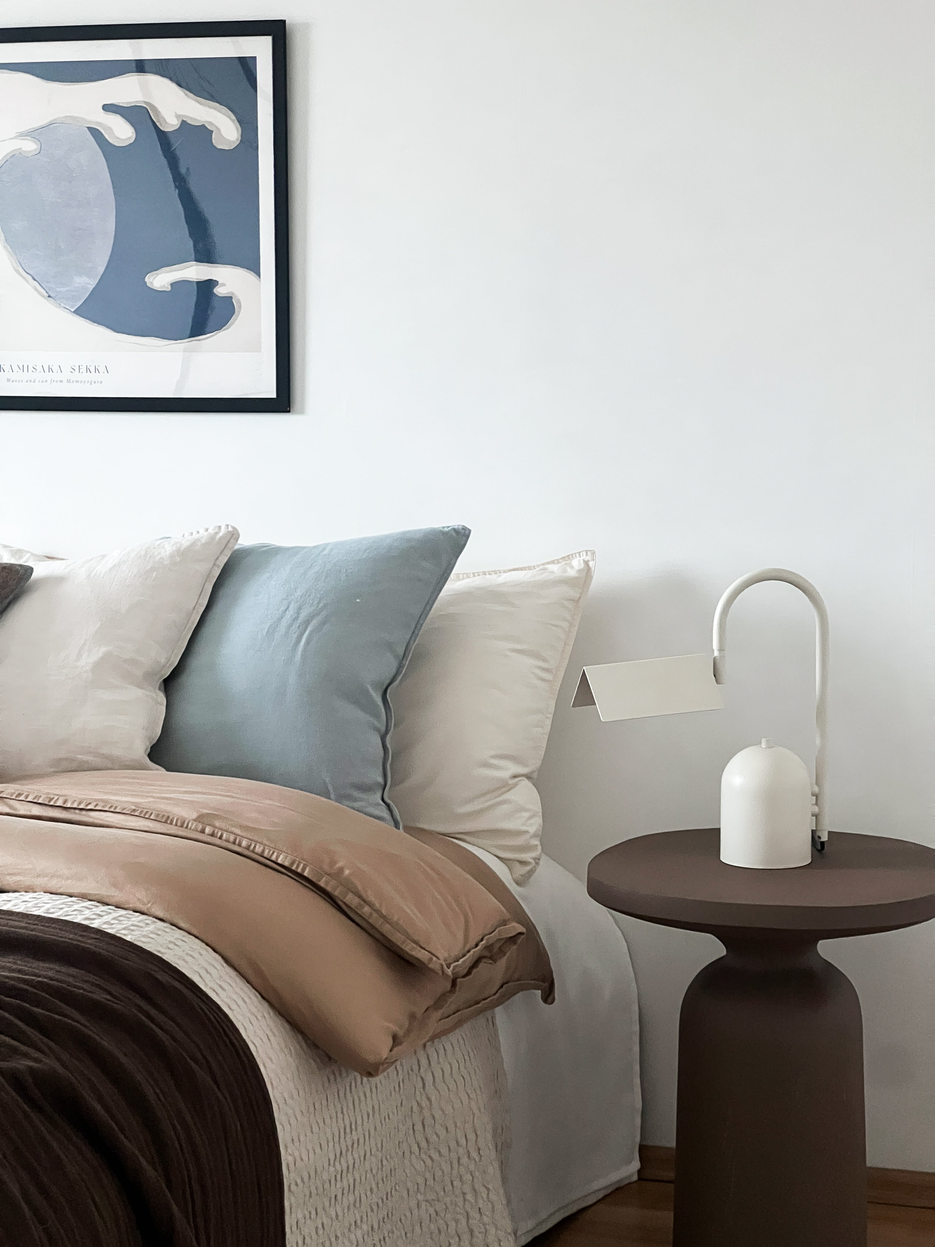 Angol Slim Table lamp, Beige