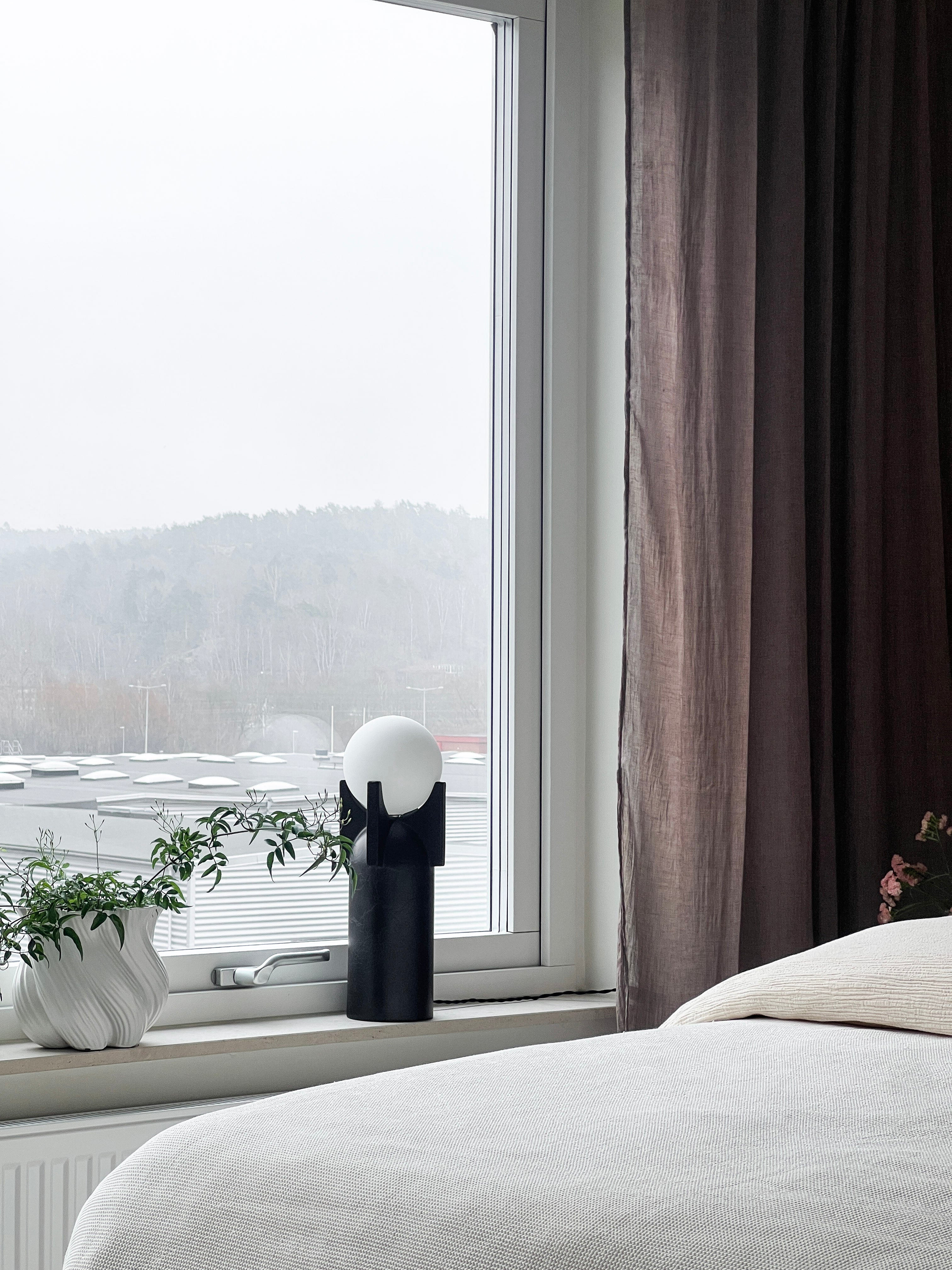 Tornitto Table lamp Black