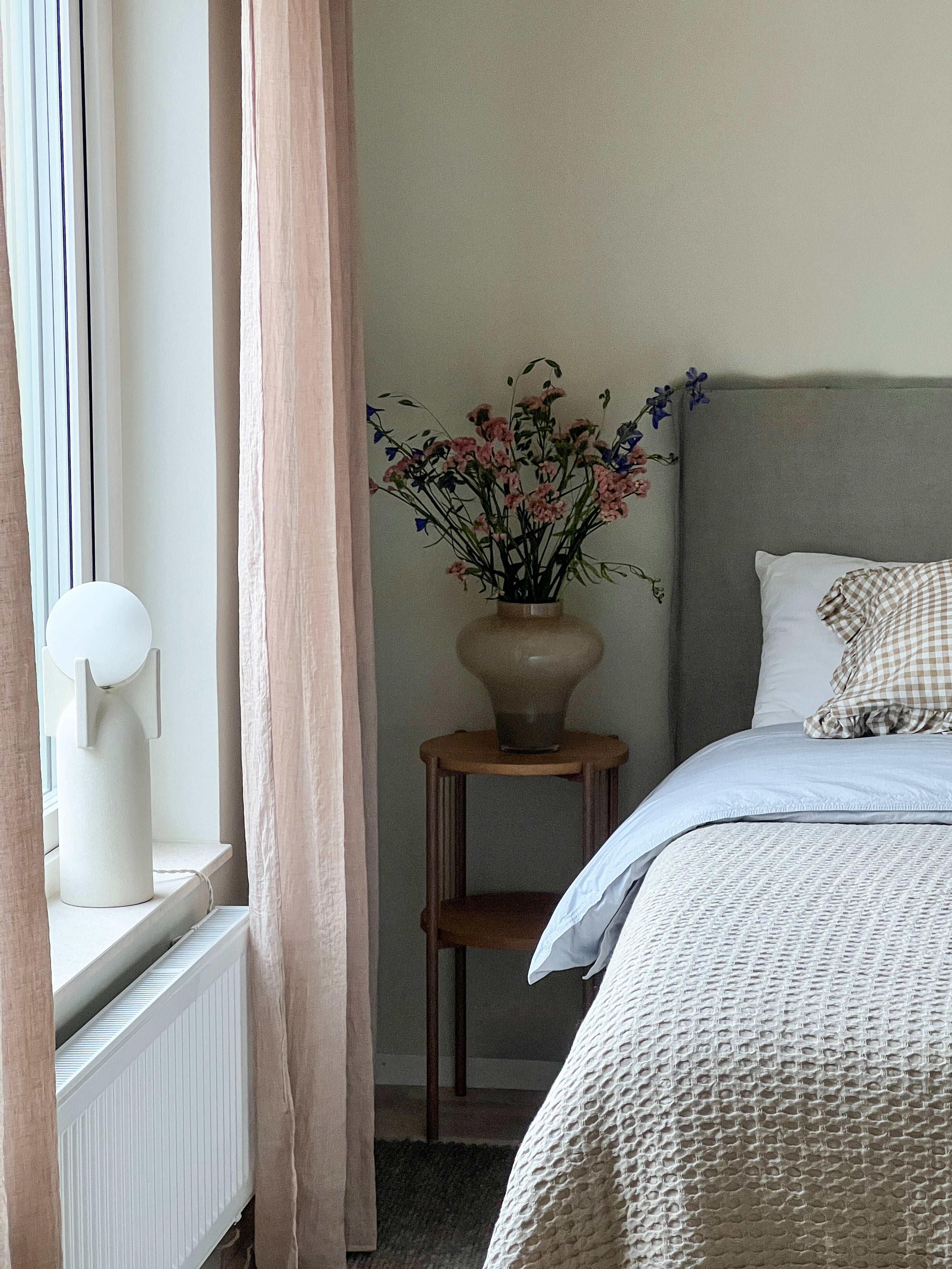 Tornitto Bordslampa Sand