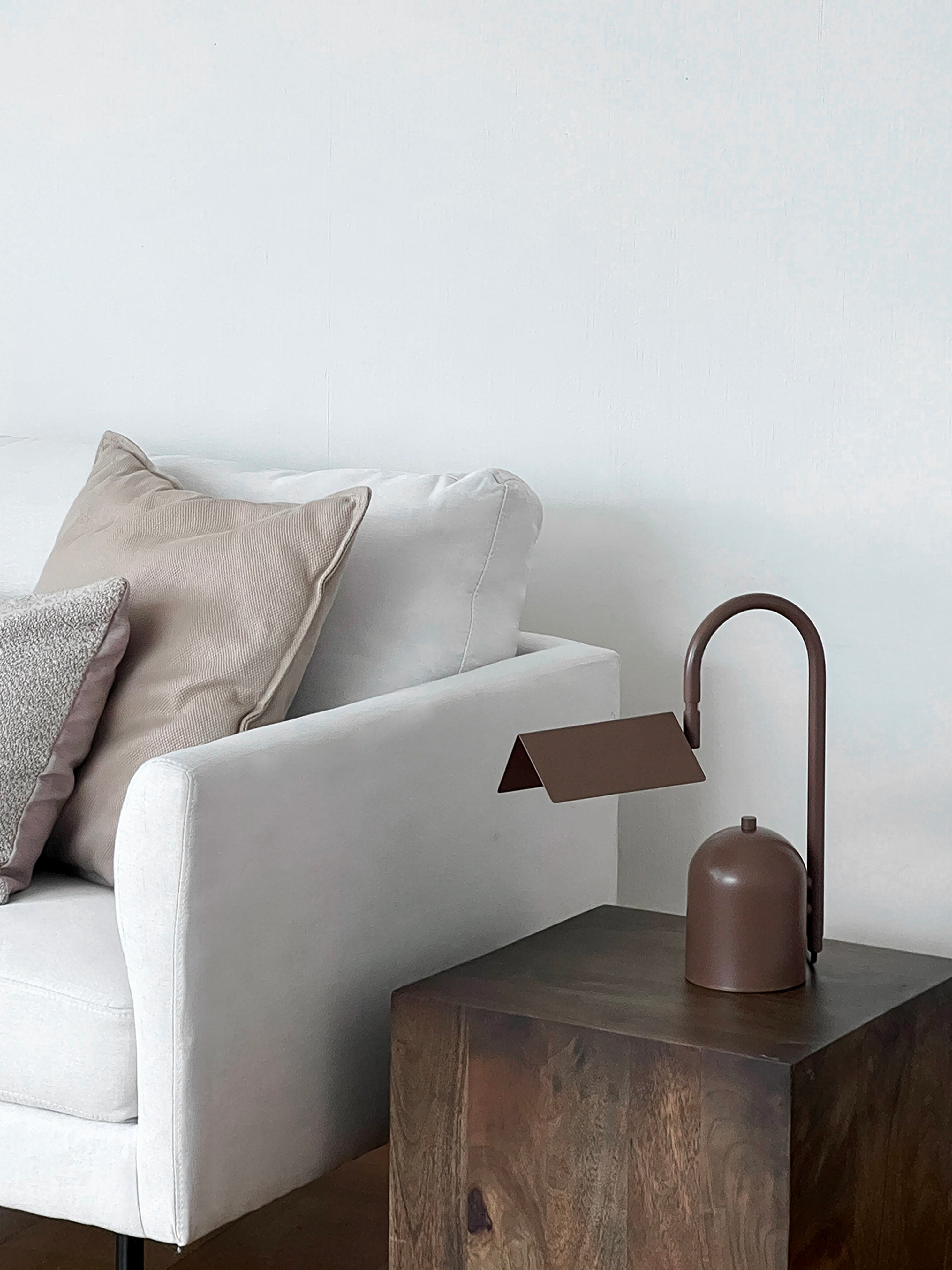 Angol Slim Table lamp, Brown